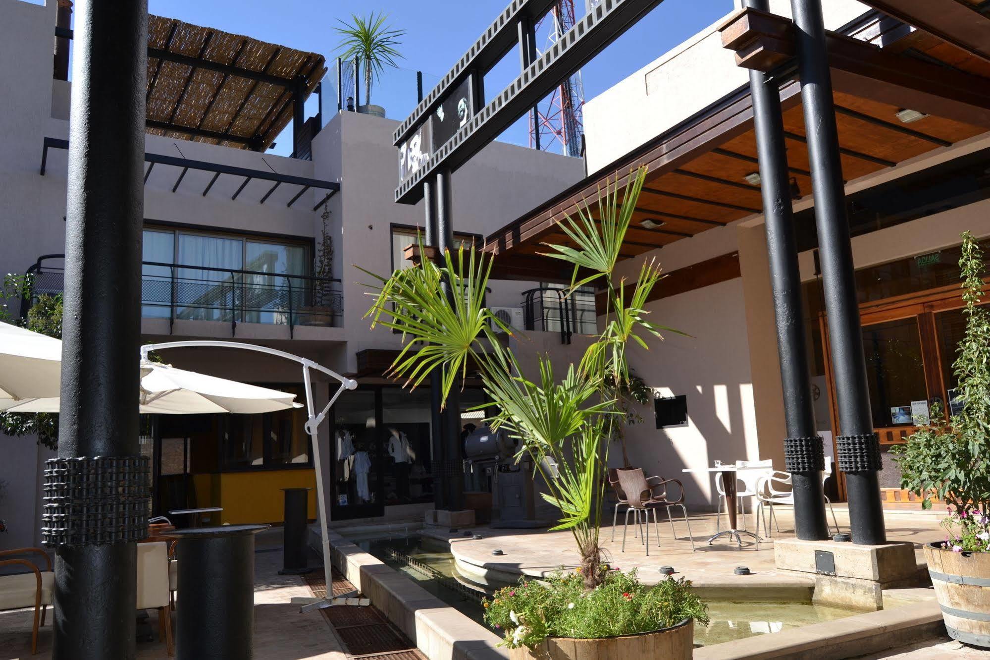 Plaza Paradiso Petit Hotel Chacras de Coria Exterior foto